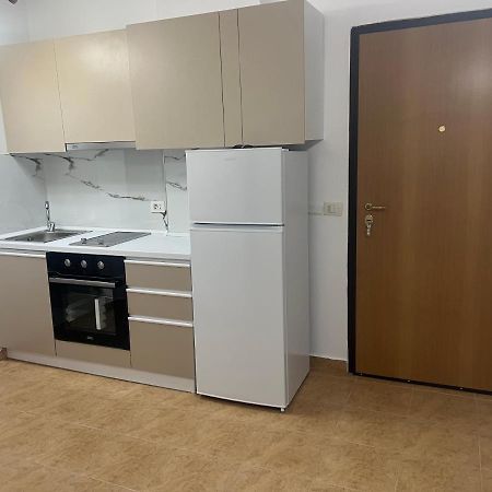 Sea View Apartment Durres Luaran gambar
